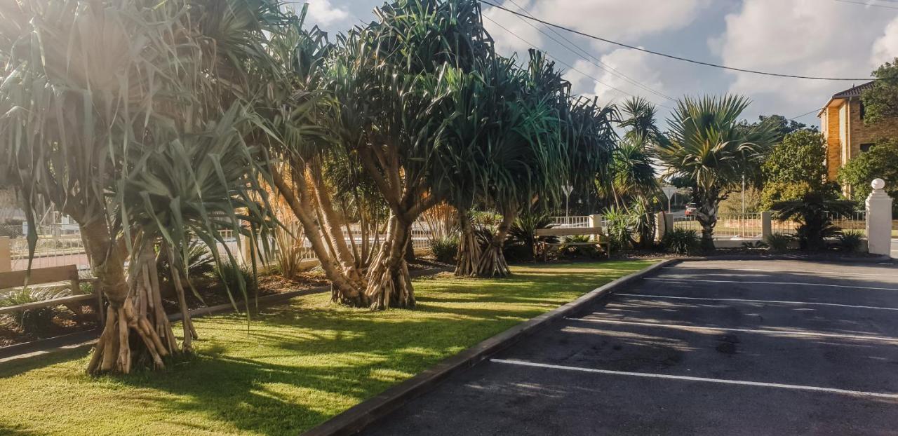 Pottsville Beach Motel Экстерьер фото
