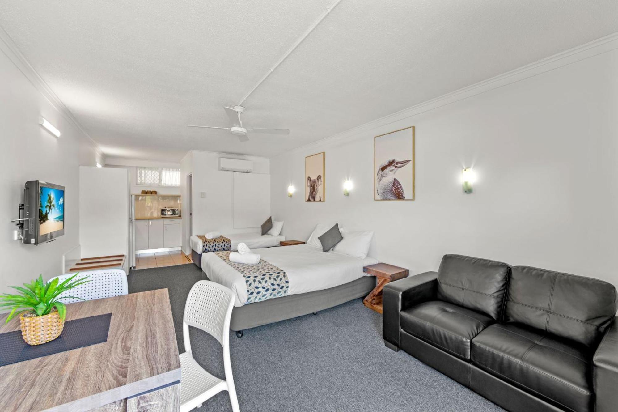 Pottsville Beach Motel Экстерьер фото