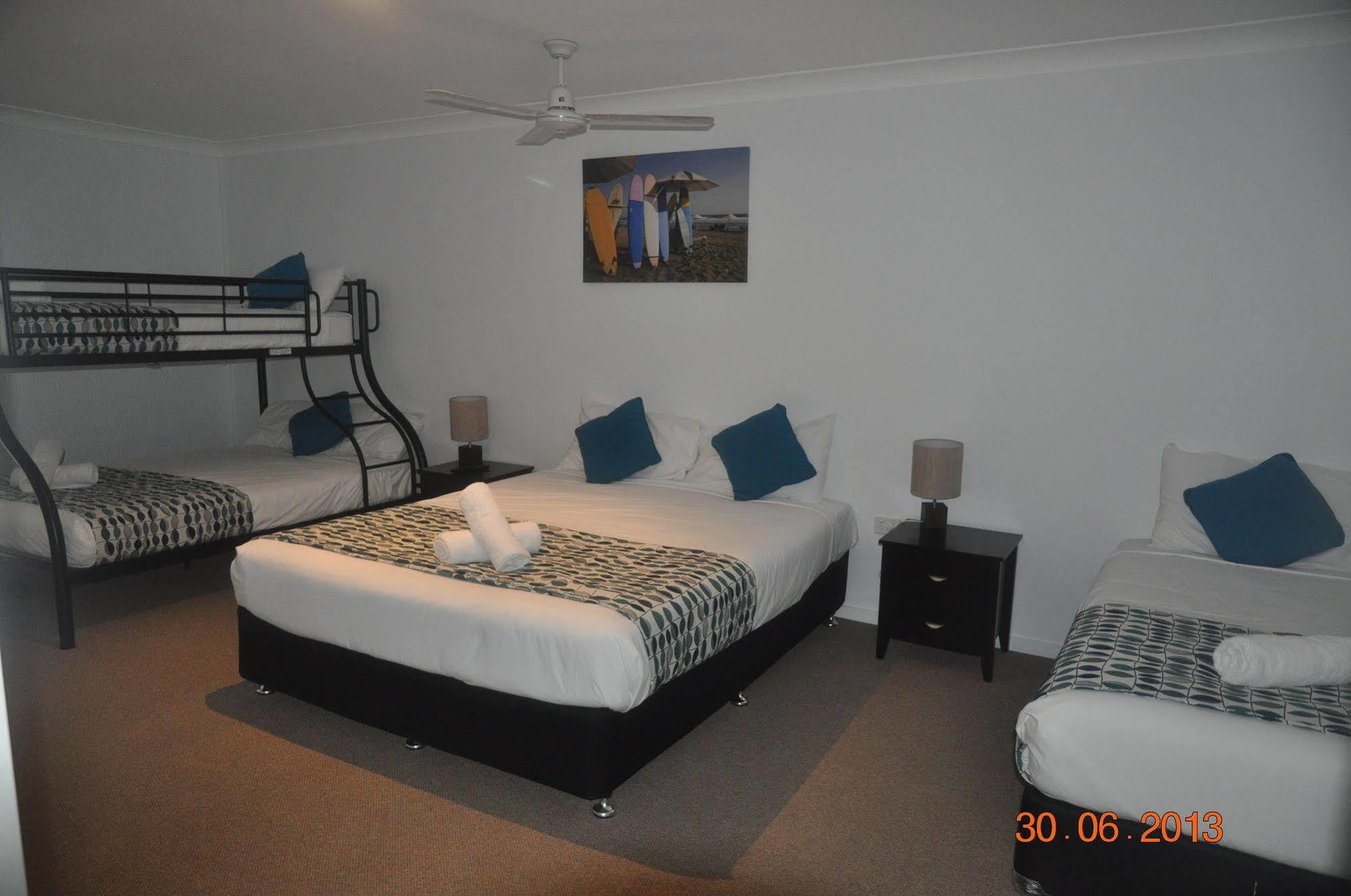 Pottsville Beach Motel Экстерьер фото